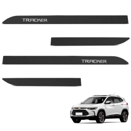 Jogo de Friso Lateral Tracker 2013 a 2024 Preto Texturizado