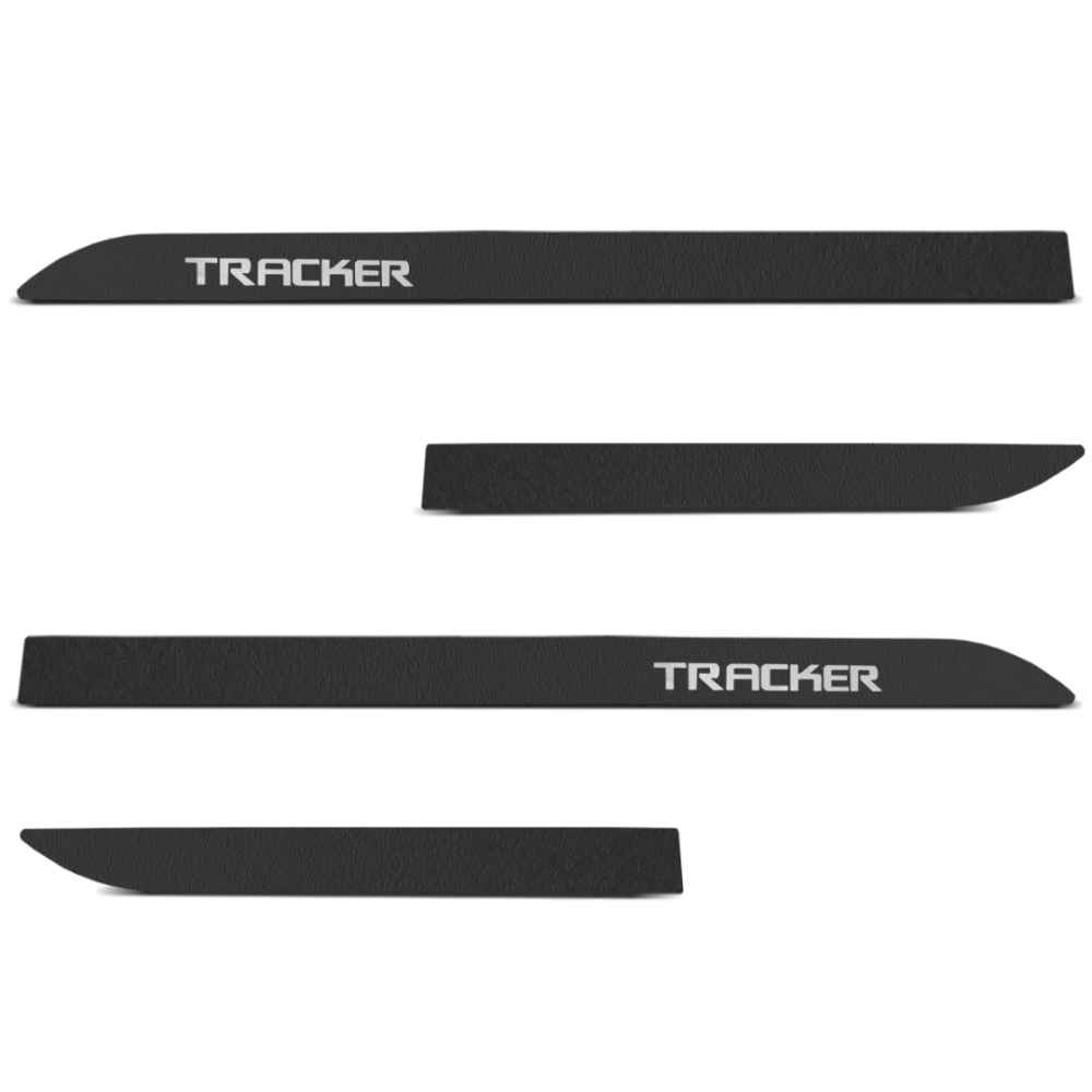 Jogo de Friso Lateral Tracker 2013 a 2024 Preto Texturizado